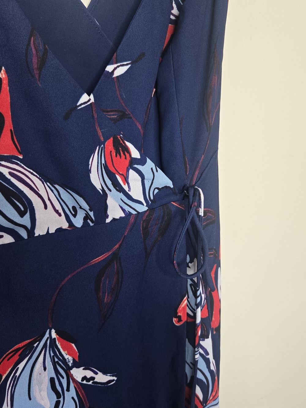 Fame & Partners Floral Wrap Maxi Dress Navy Romantic Party Cocktail Occasion - Picture 9 of 10